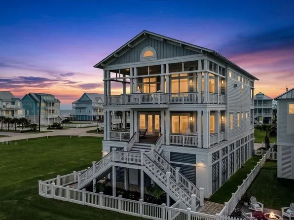 3835 Seabreeze Ln, Galveston, TX 77554
