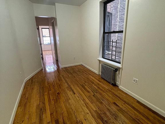 4th image of 25-54 14th Pl #2