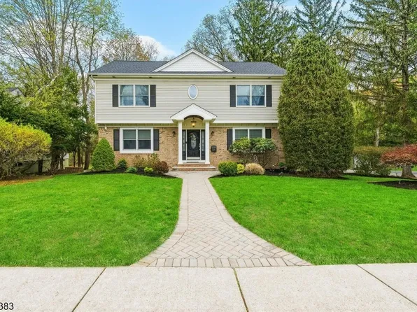 132 Maple St, Ramsey Boro, NJ 07446