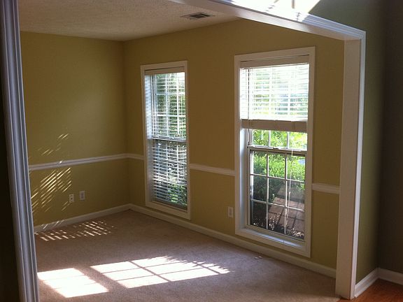 4th image of 964 Bexhill Dr