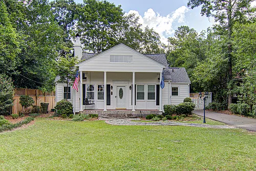 213 Haynsworth St Photo 1