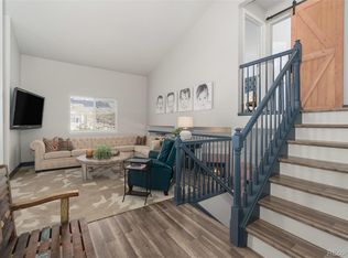 9794 Goldfinch Ln, Highlands Ranch, CO 80129