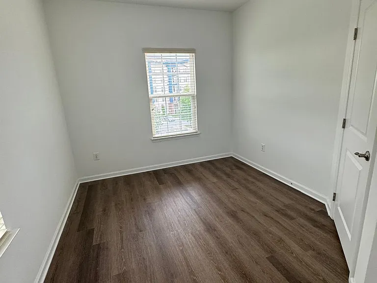19501 Vaughn Landing Dr — Photo 27