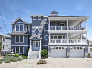15 E 43rd St, Brant Beach, NJ 08008