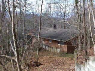509 Wildwood Acres Rd, Franklin, NC 28734