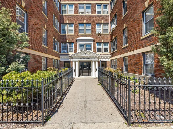 68 Linden St APT 49, Everett, MA 02149