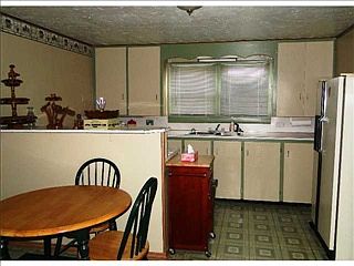 2nd image of 403 S Chapman Ave
