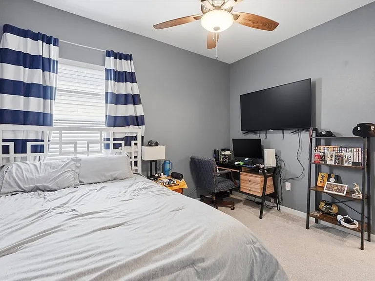 3615 Peregrine Way — Photo 9