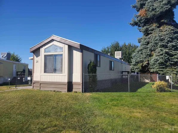 198 Southhills Rd Space 28, Twin Falls, ID 83301
