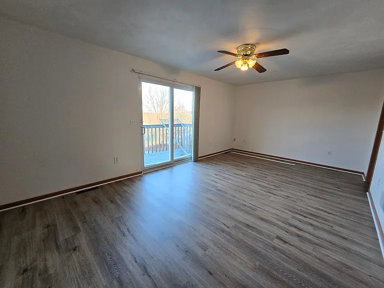 512 Harding St — Photo 7