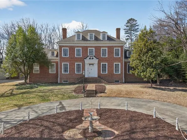 3316 Rockingham Rd, Greensboro, NC 27407
