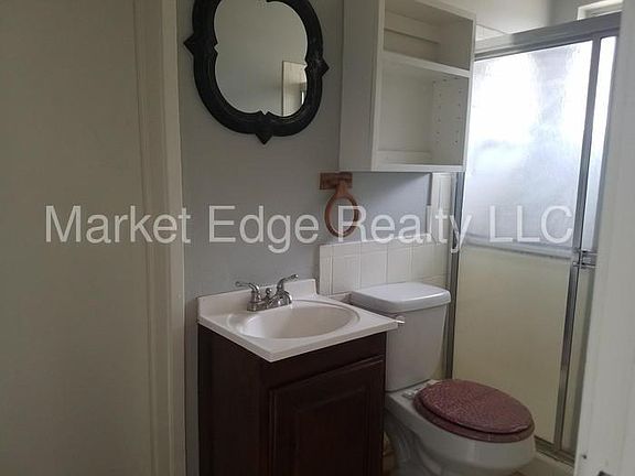 2nd image of 3015 N 38th Dr