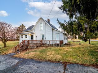 8166 York Rd SW, Pataskala, OH 43062