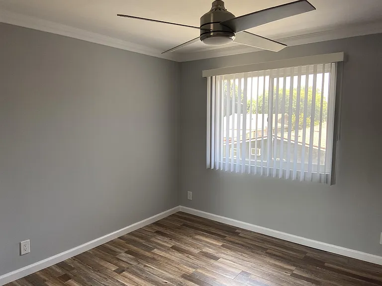 4317-4323 Perlita Ave — Photo 26