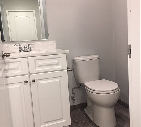 3rd image of 10 Florence St APT 405