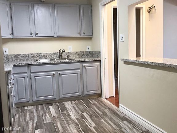 4th image of 13938 Burton St
