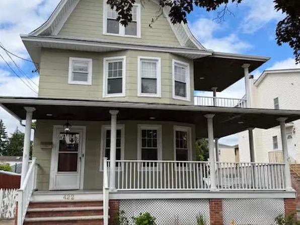 422 2nd Ave, Lyndhurst, NJ 07071