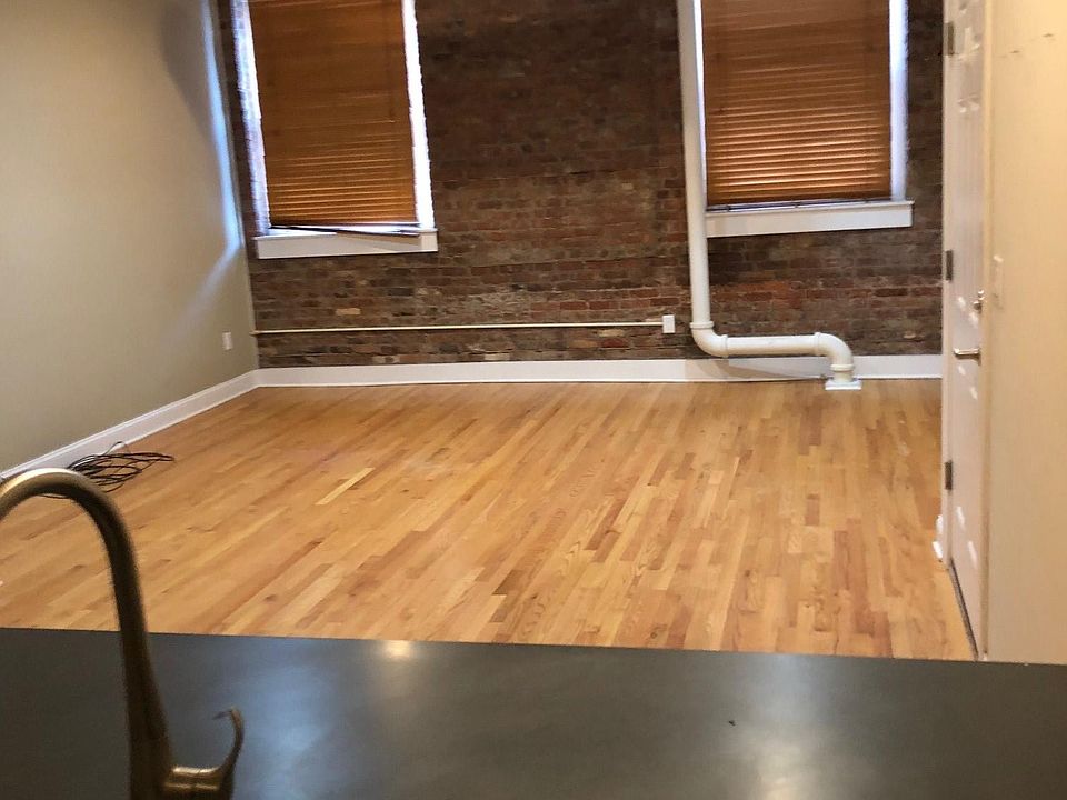2nd image of 4 Sheridan Ave APT 3B