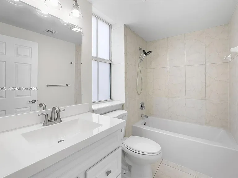 6831 SW 44th St #205 — Photo 15