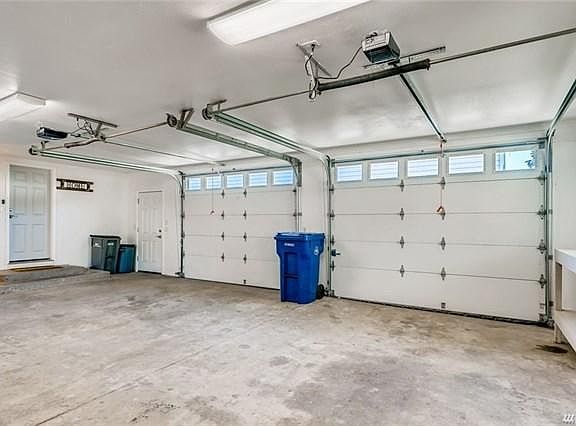 4th image of 8324 59th Ave NE