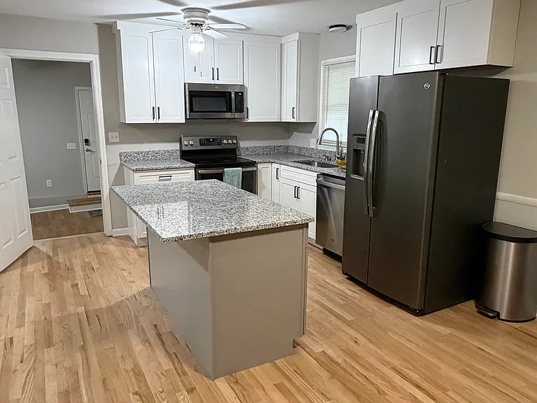 134 Catlin Cir — Photo 2