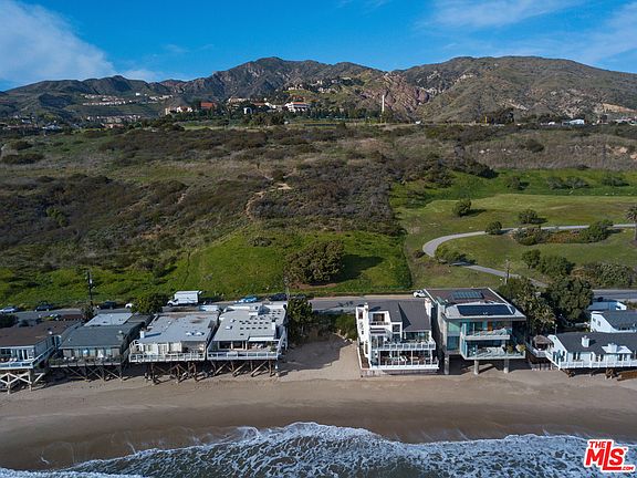 4th image of 24208 Malibu Rd