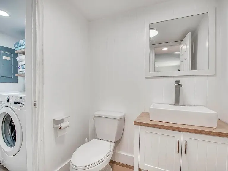 106 Linda Ln #4 — Photo 16