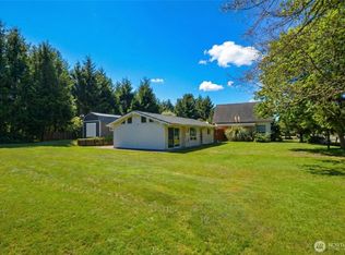 895 Wawona Avenue SW, Ocean Shores, WA 98569