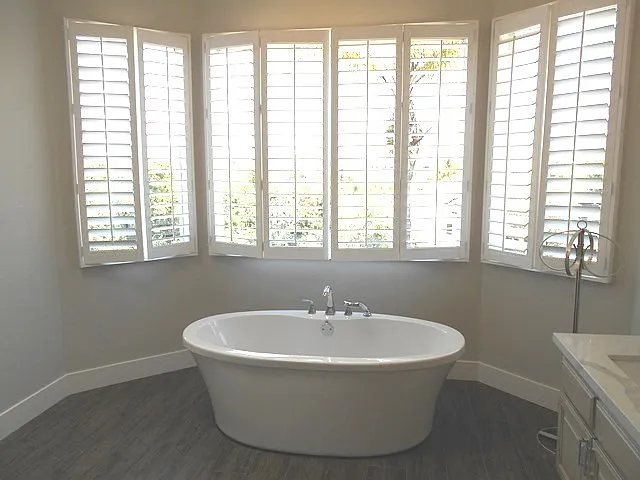 4968 Marin Dr — Photo 15