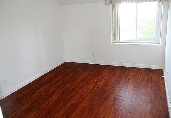 4th image of 4876 Browndeer Ln