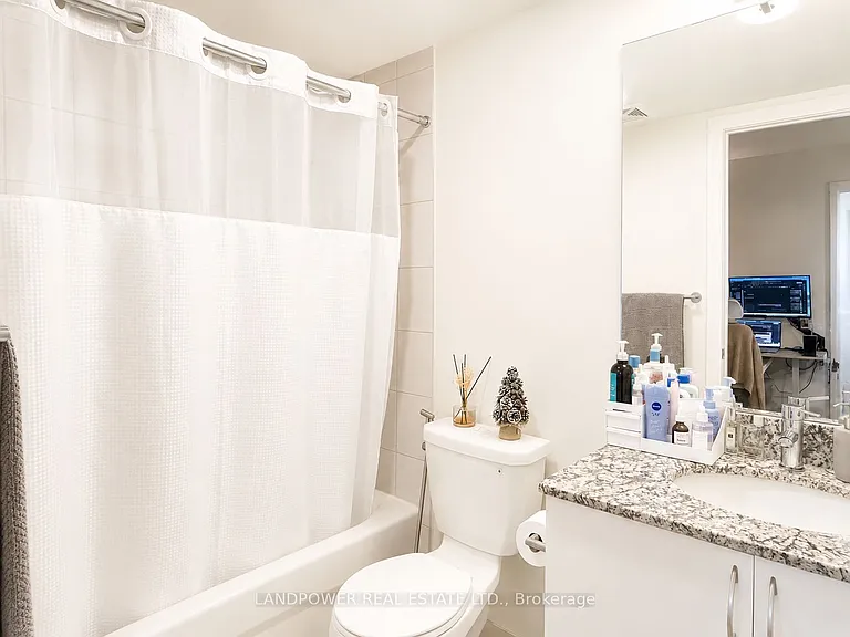 10 Wilby Cres #517 — Photo 11