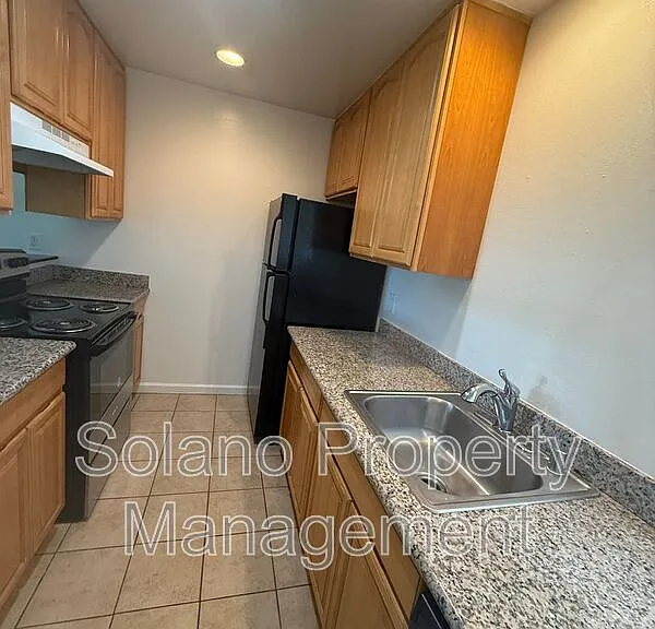 409 Taylor St #8 — Photo 4