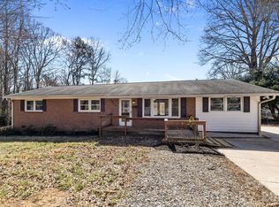 2629 Fairgreen Dr, Gastonia, NC 28056