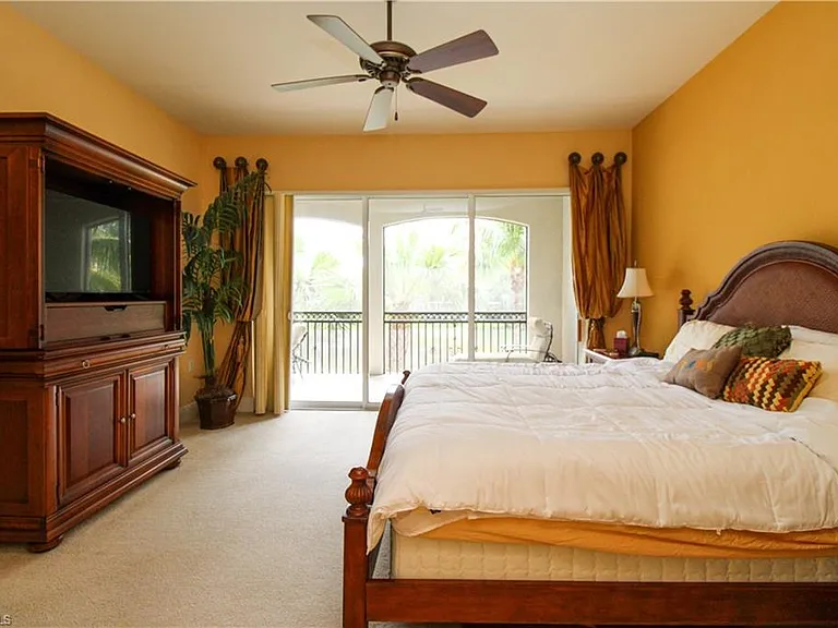 9224 Campanile Cir #203 — Photo 33