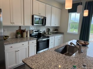 52 Brookfield Mews, Ranson, WV 25438