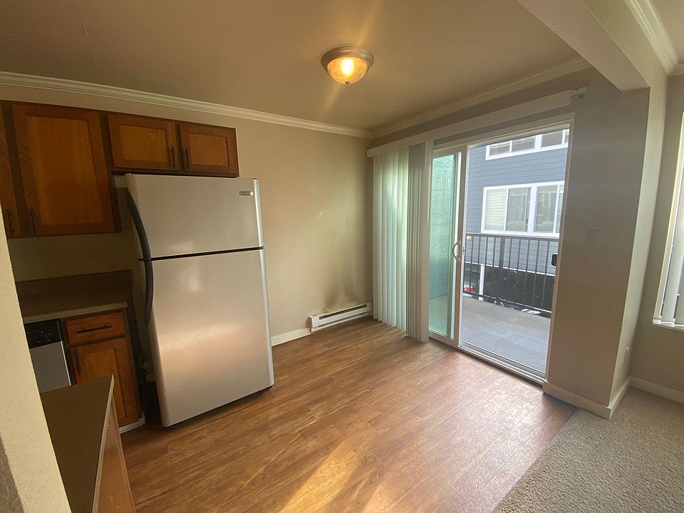 North Green Lake Apartments 1121 N 91st St Seattle WA Zillow