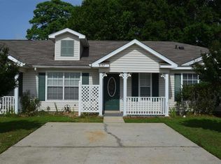 8157 Heirloom Dr, Pensacola, FL 32514