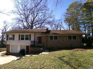 711 Killarney Dr NW, Huntsville, AL 35816
