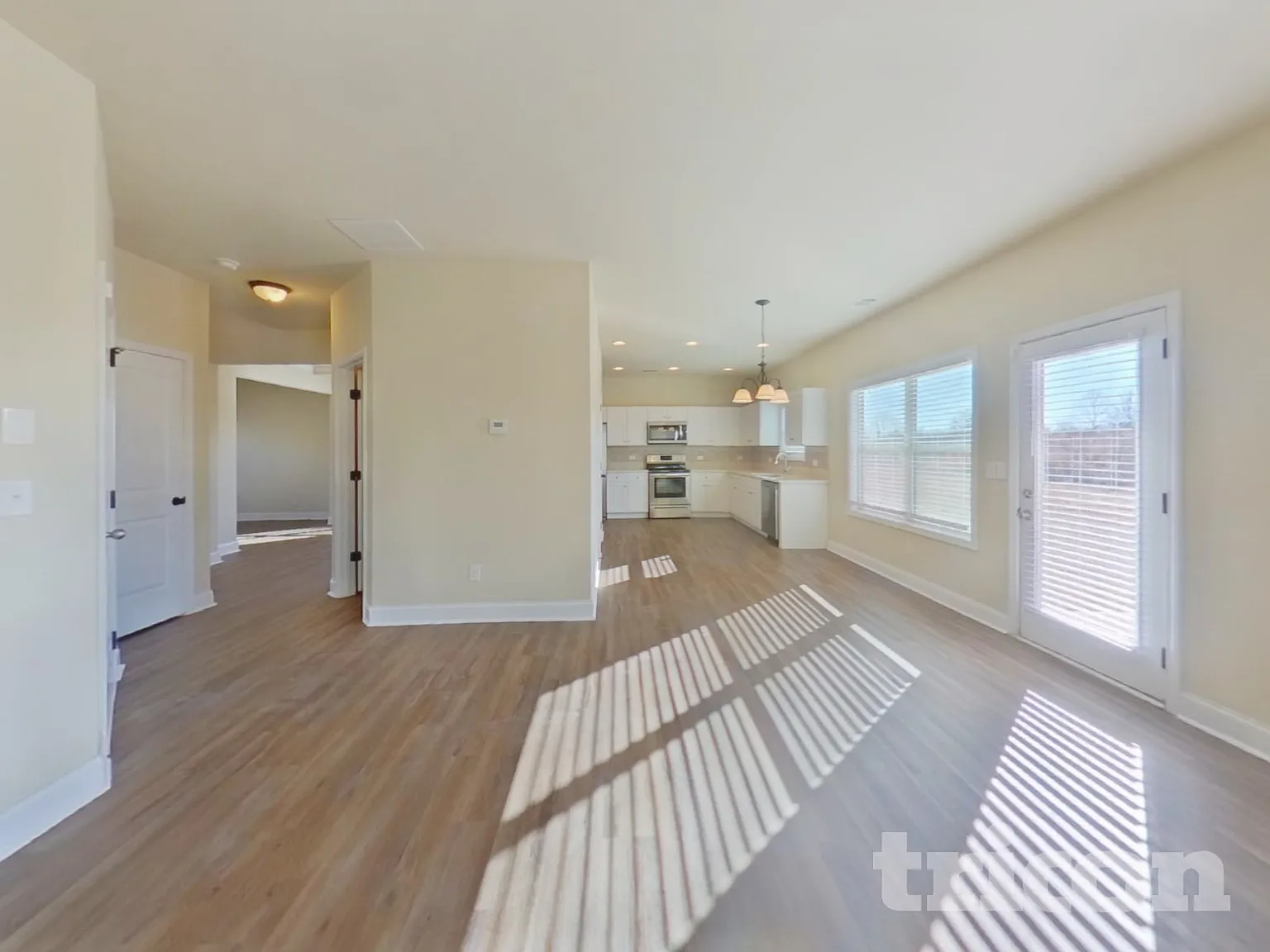 127 Massey Lane Locust Grove GA — Photo 3