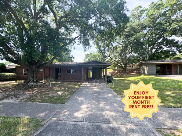 618 Randolph Ave, Warner Robins, GA 31098