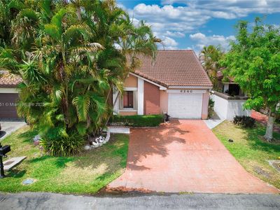 6240 NW 176th Ter, Hialeah, FL, 33015