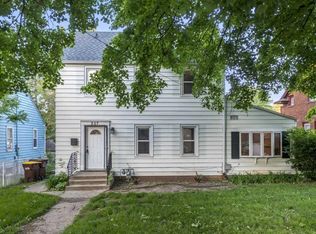 207 Robert Ave, Rockford, IL 61107