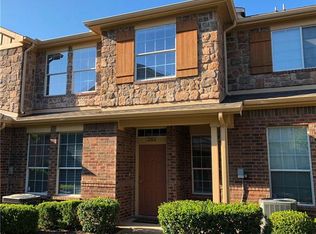 2206 Canterbury Park Dr, Grand Prairie, TX 75050