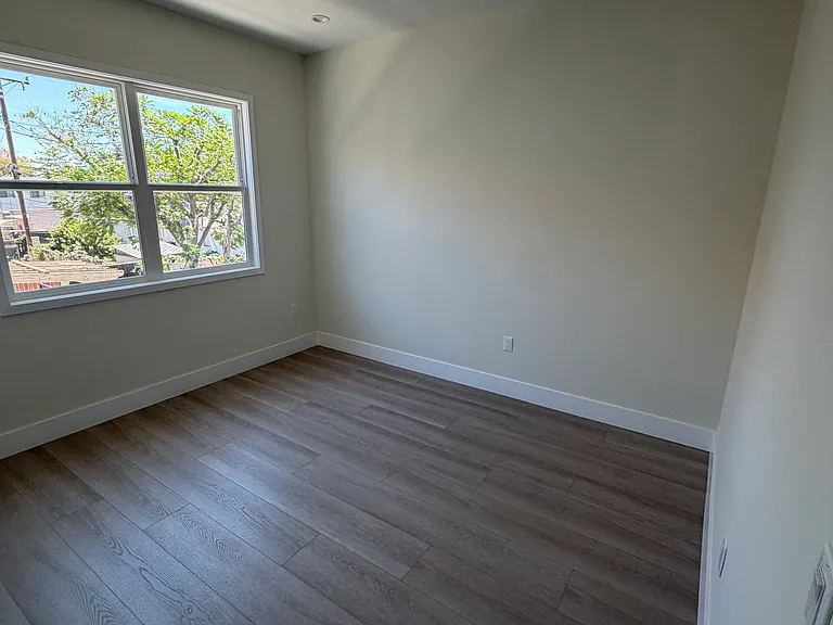 2708 Birch St #2710A — Photo 18