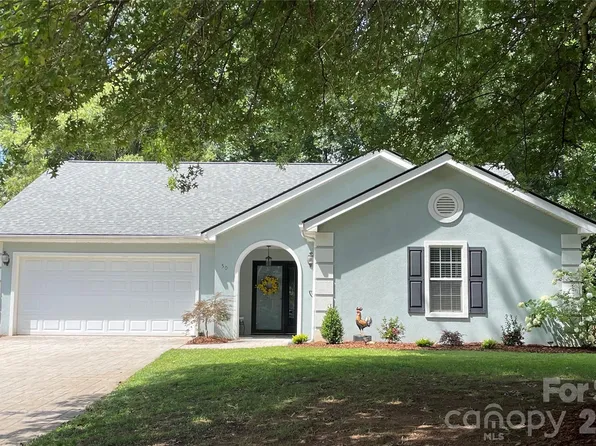 50 Stonebridge Dr, Asheville, NC 28805