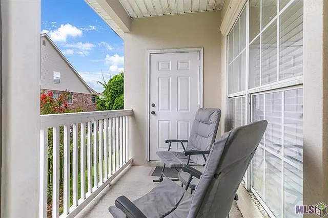 710 E Boyd Dr #305 — Photo 13