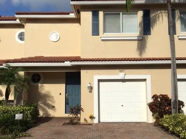 3077 N Evergreen Cir, Boynton Beach, FL 33426