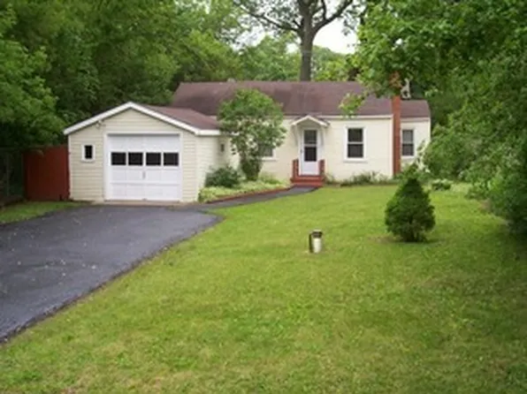 37113 N Loretto Ave, Lake Villa, IL 60046