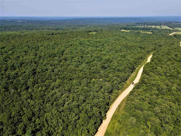 960 Overlook Dr, Bradford, AR 72020