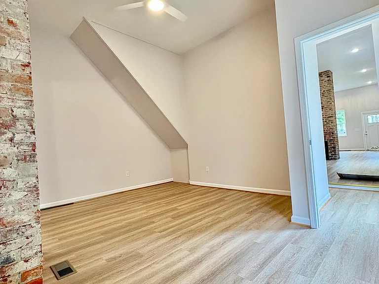1226 Hull St — Photo 18